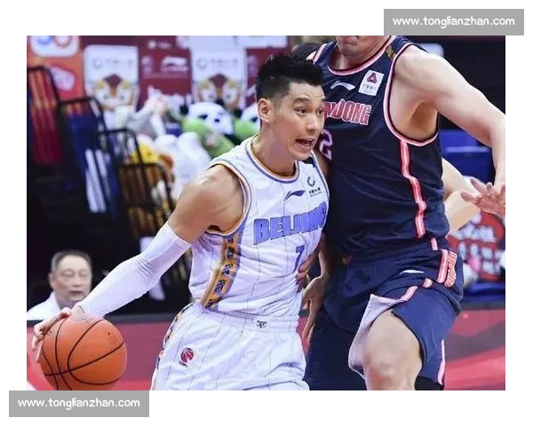 震撼再现！奥尔季科夫神级肘击重创对手